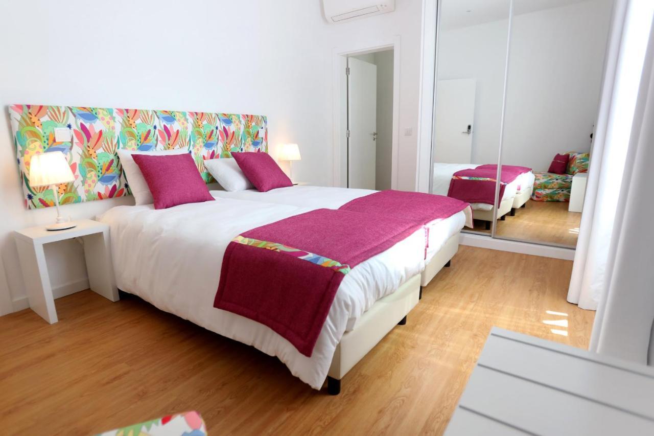 Glass Boutique - Rooms & Suites มาริญญากรันเจ ภายนอก รูปภาพ