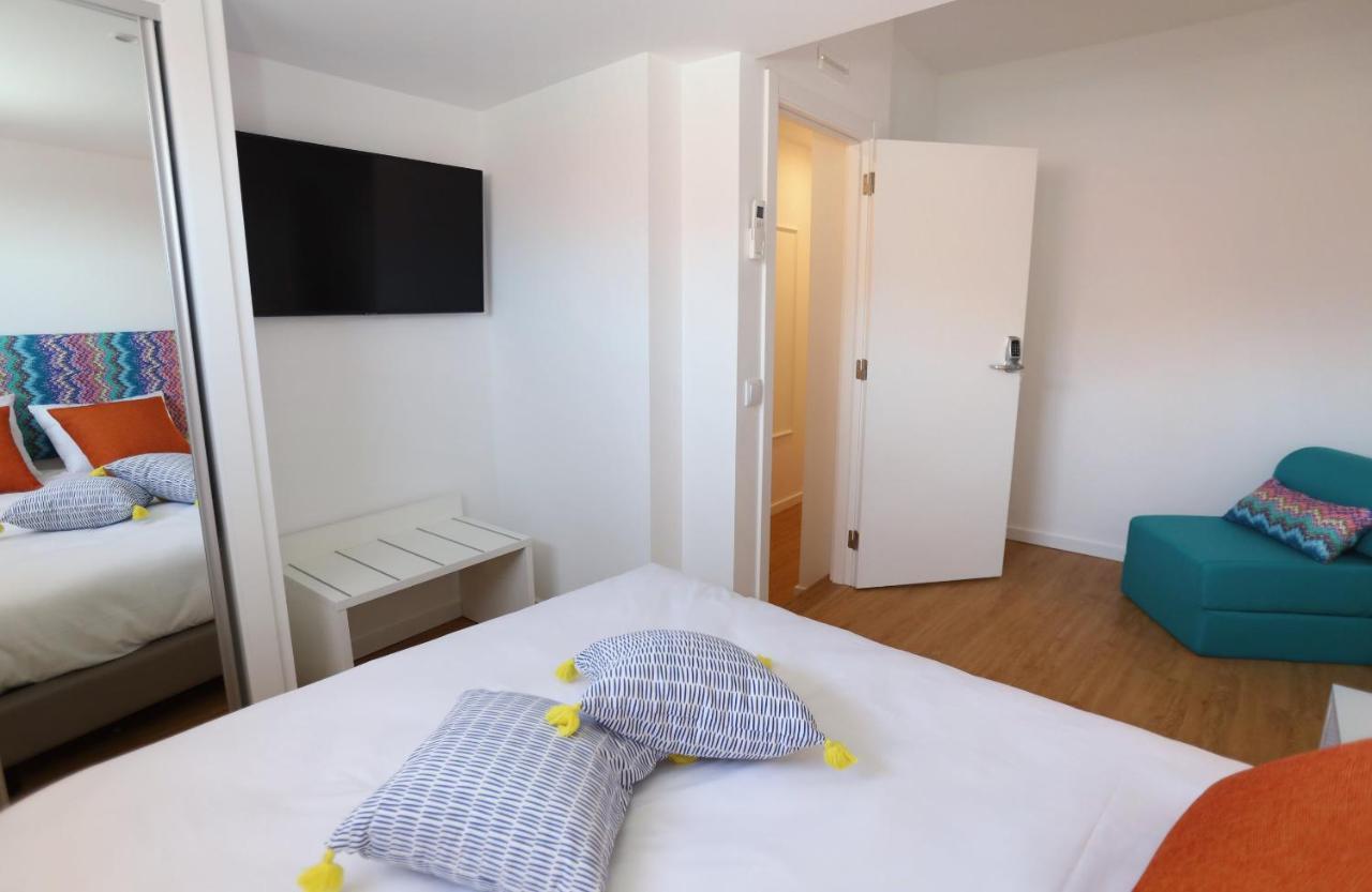 Glass Boutique - Rooms & Suites มาริญญากรันเจ ภายนอก รูปภาพ